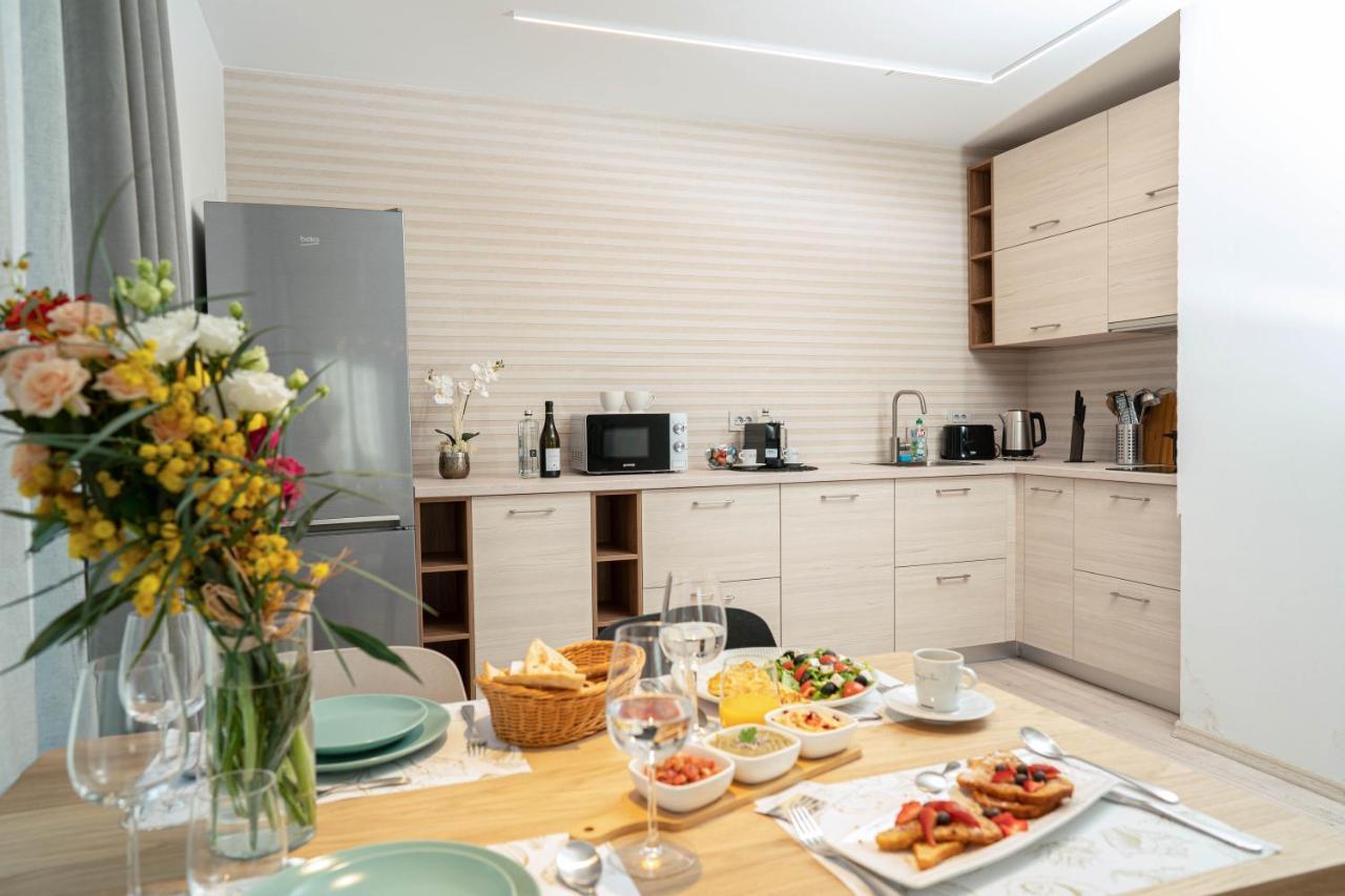 Amaris Aparthotel Западен Ефорие Екстериор снимка