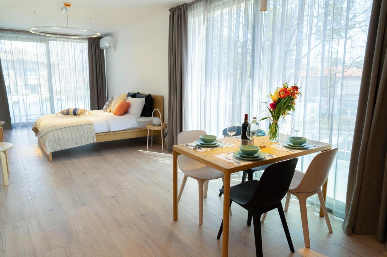 Amaris Aparthotel Западен Ефорие Екстериор снимка