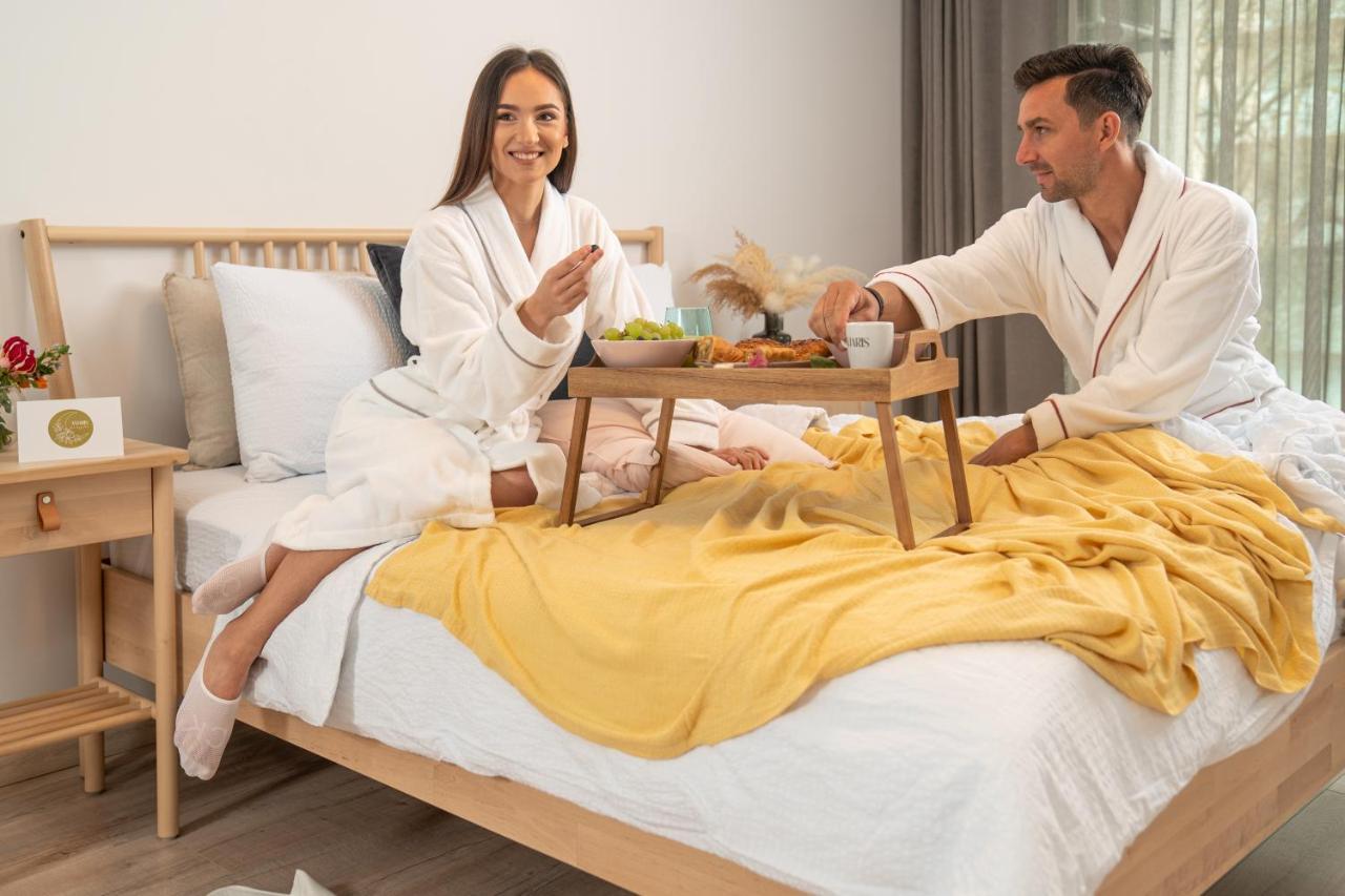 Amaris Aparthotel Западен Ефорие Екстериор снимка