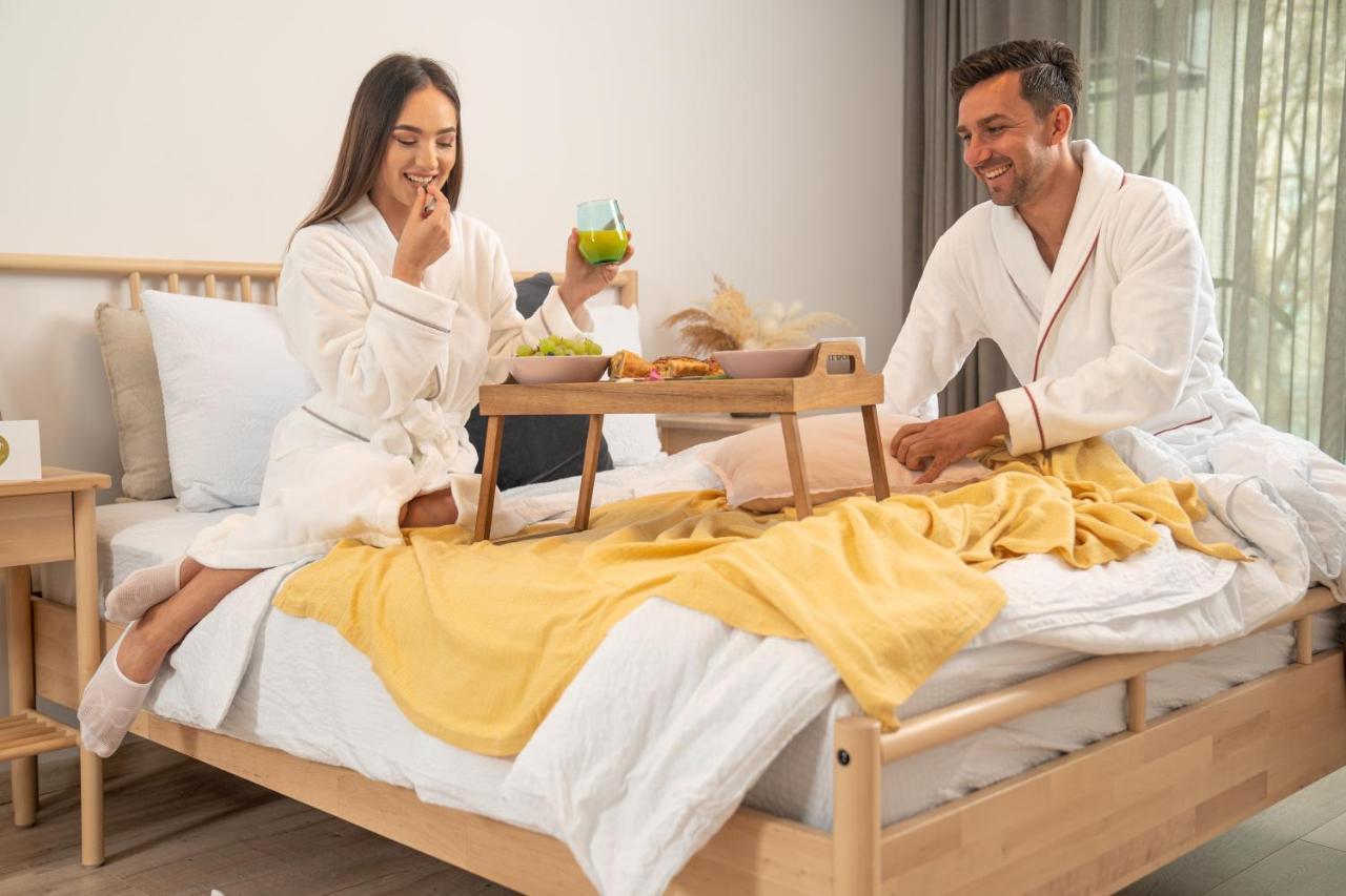 Amaris Aparthotel Западен Ефорие Екстериор снимка