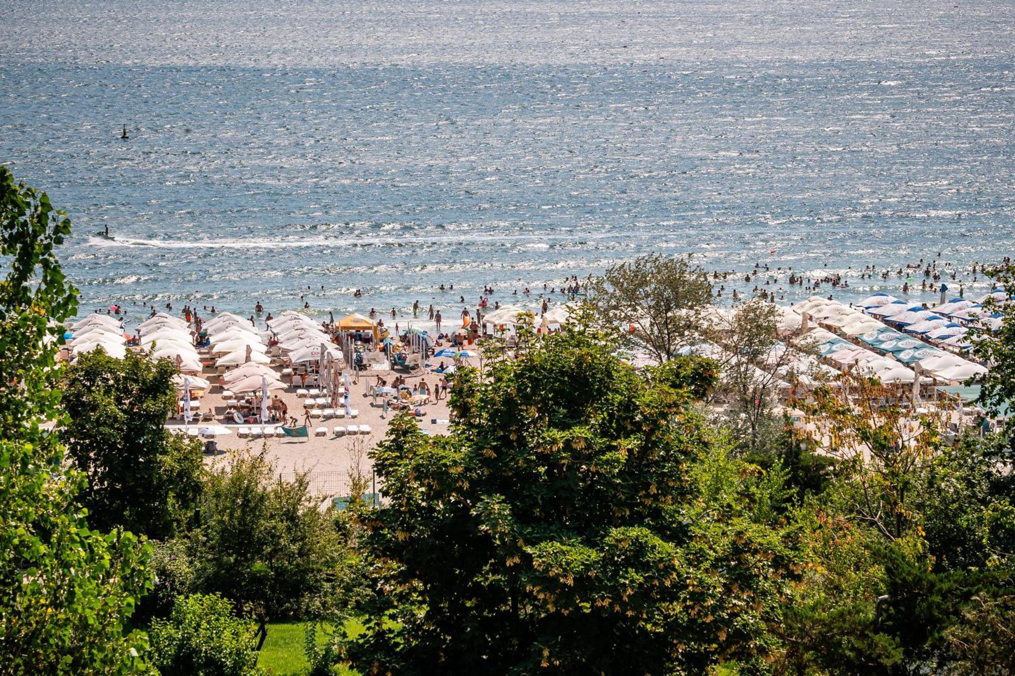 Amaris Aparthotel Западен Ефорие Екстериор снимка